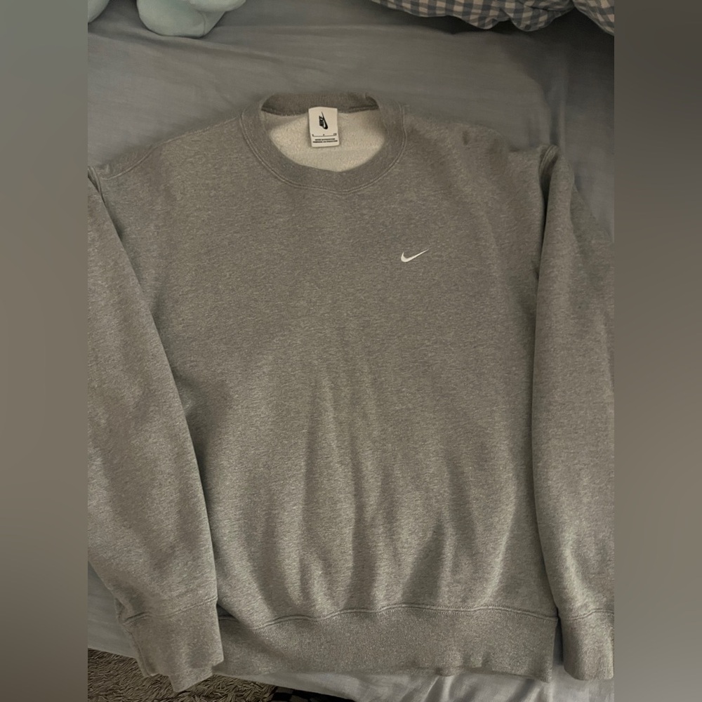 Nike Solo Swoosh Sweater